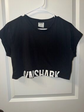Gymshark Black Cropped Tee Size- M